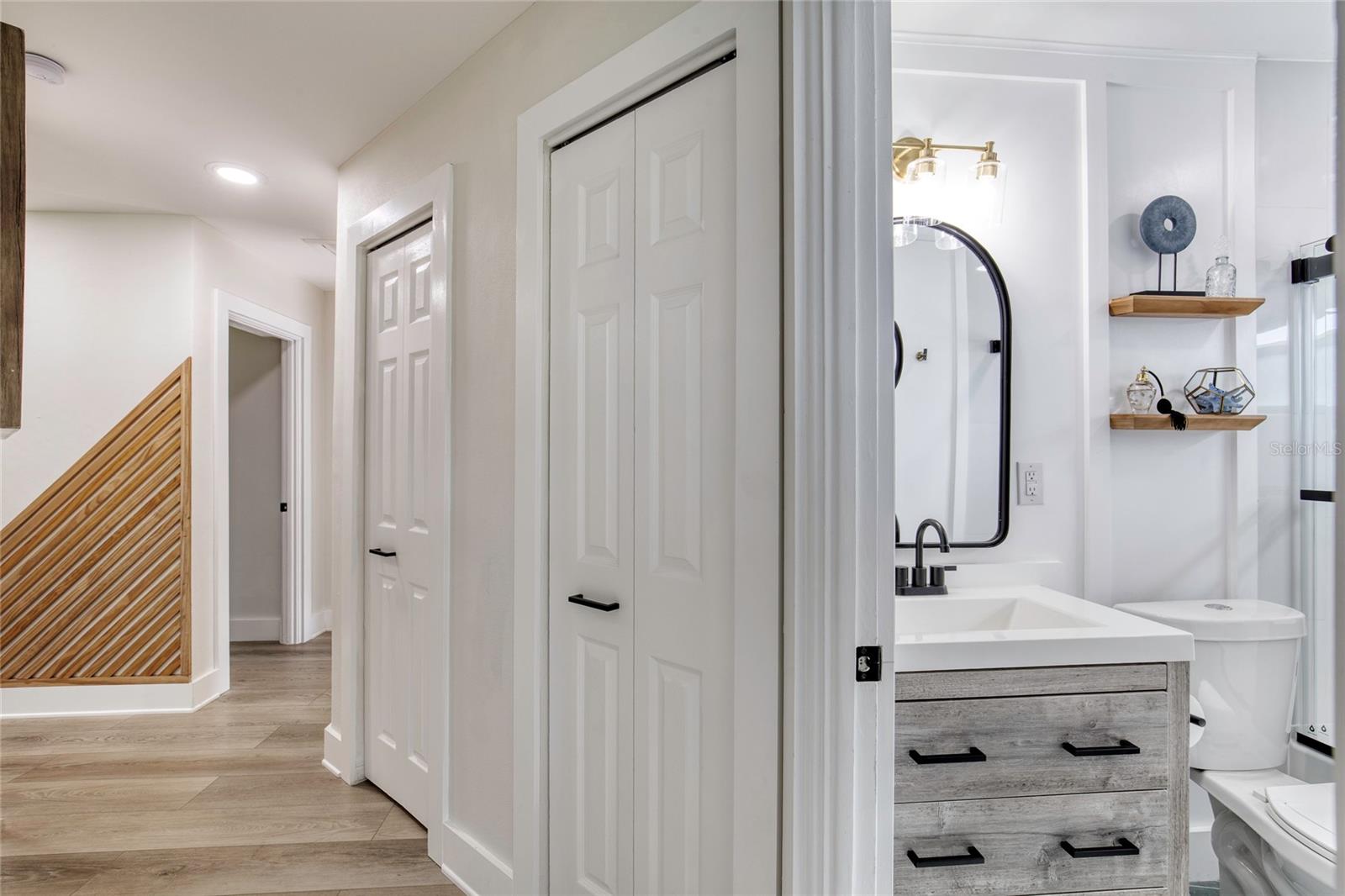 LIGHTHOUSE SHORES - Residential