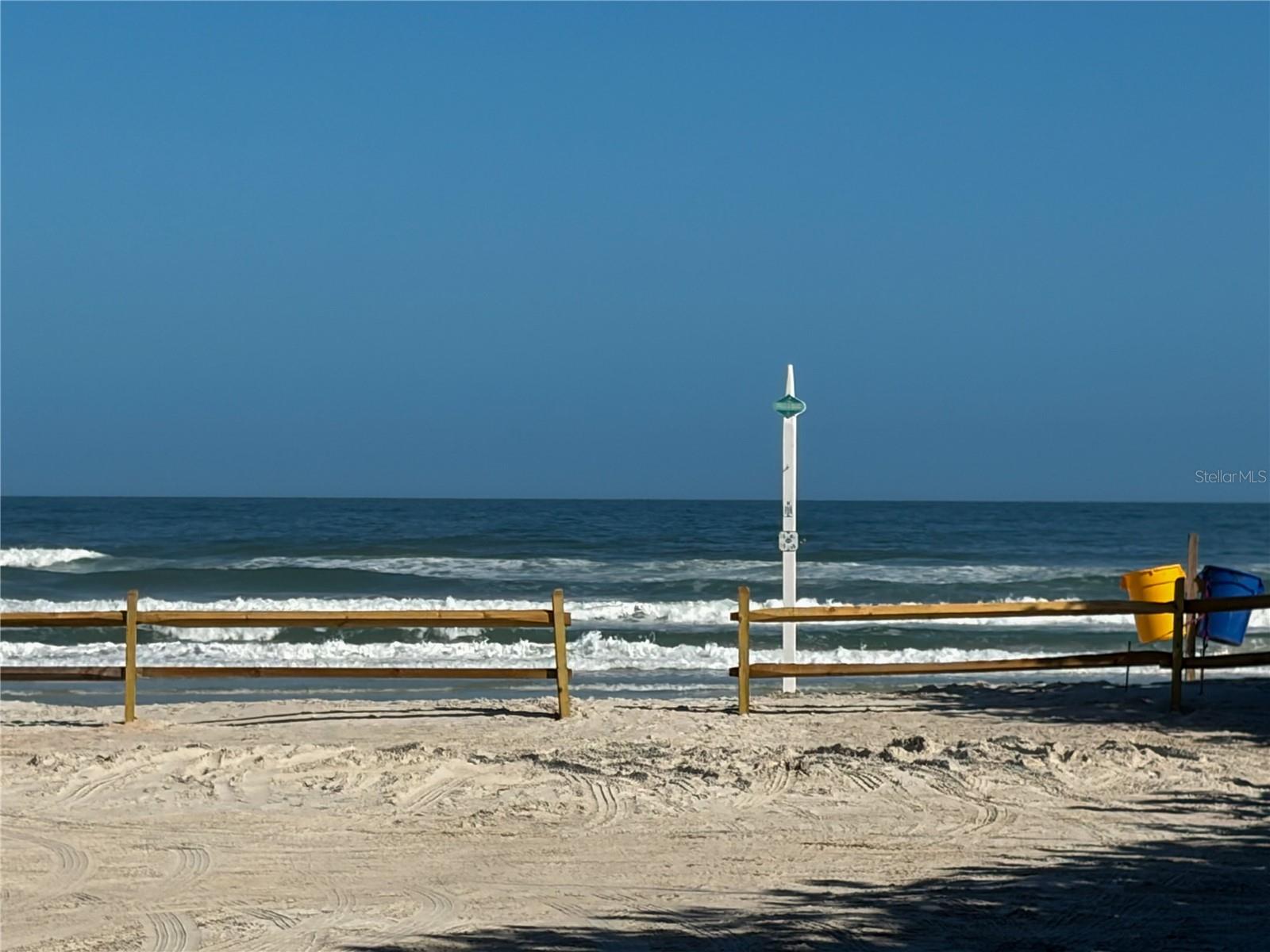 LIGHTHOUSE SHORES - Residential