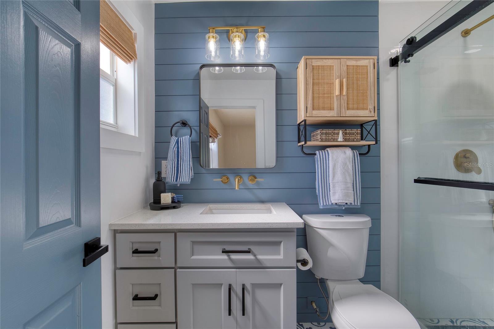 LIGHTHOUSE SHORES - Residential