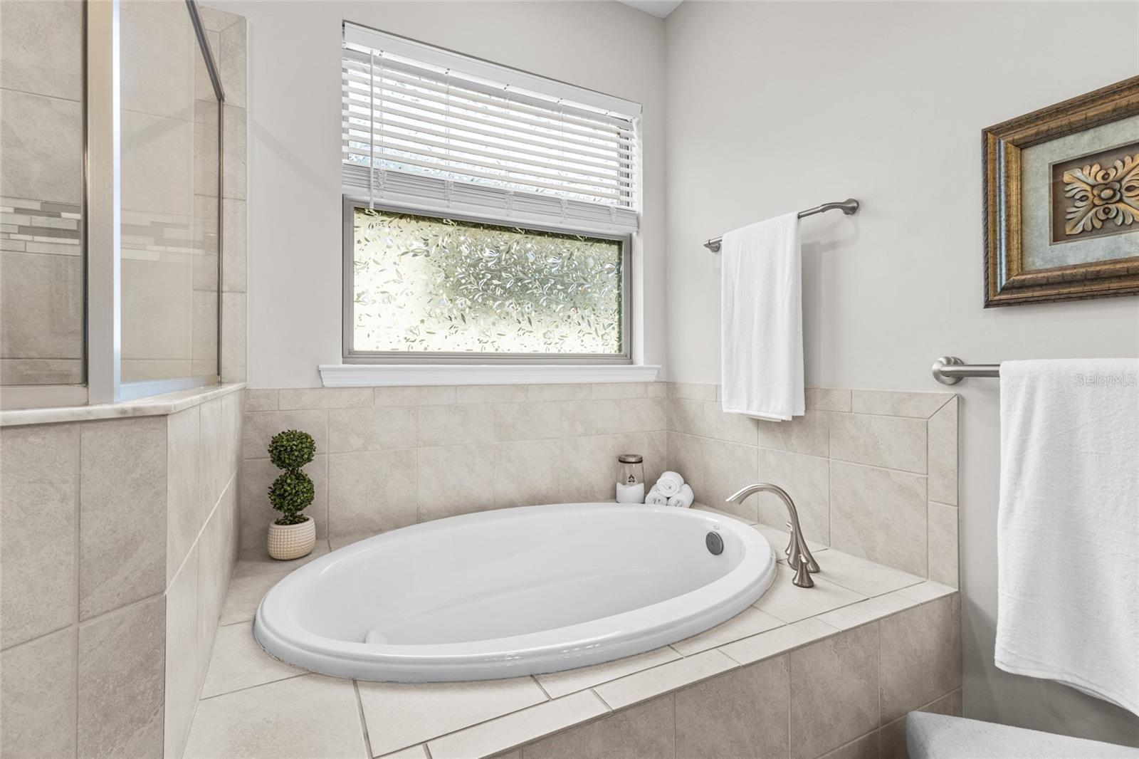 TOSCANA ISLES UNS 1 & 2 PH 4 - Residential
