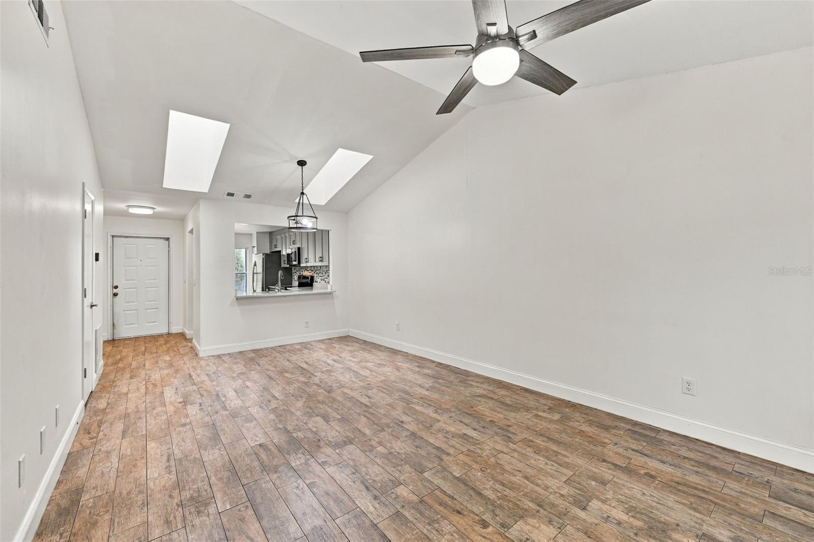 271 HILL STREET 271