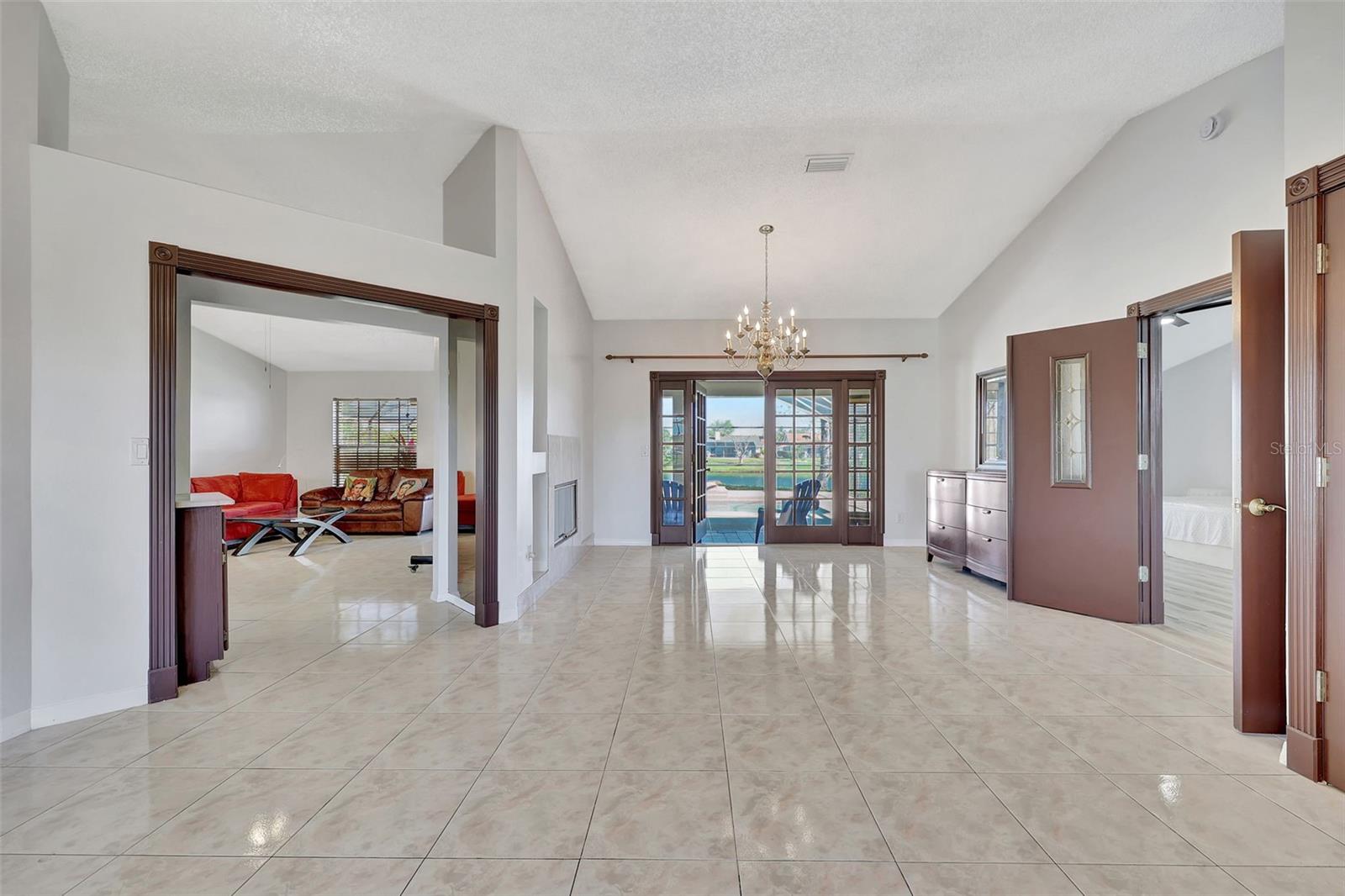 14772 EAGLES CROSSING DRIVE