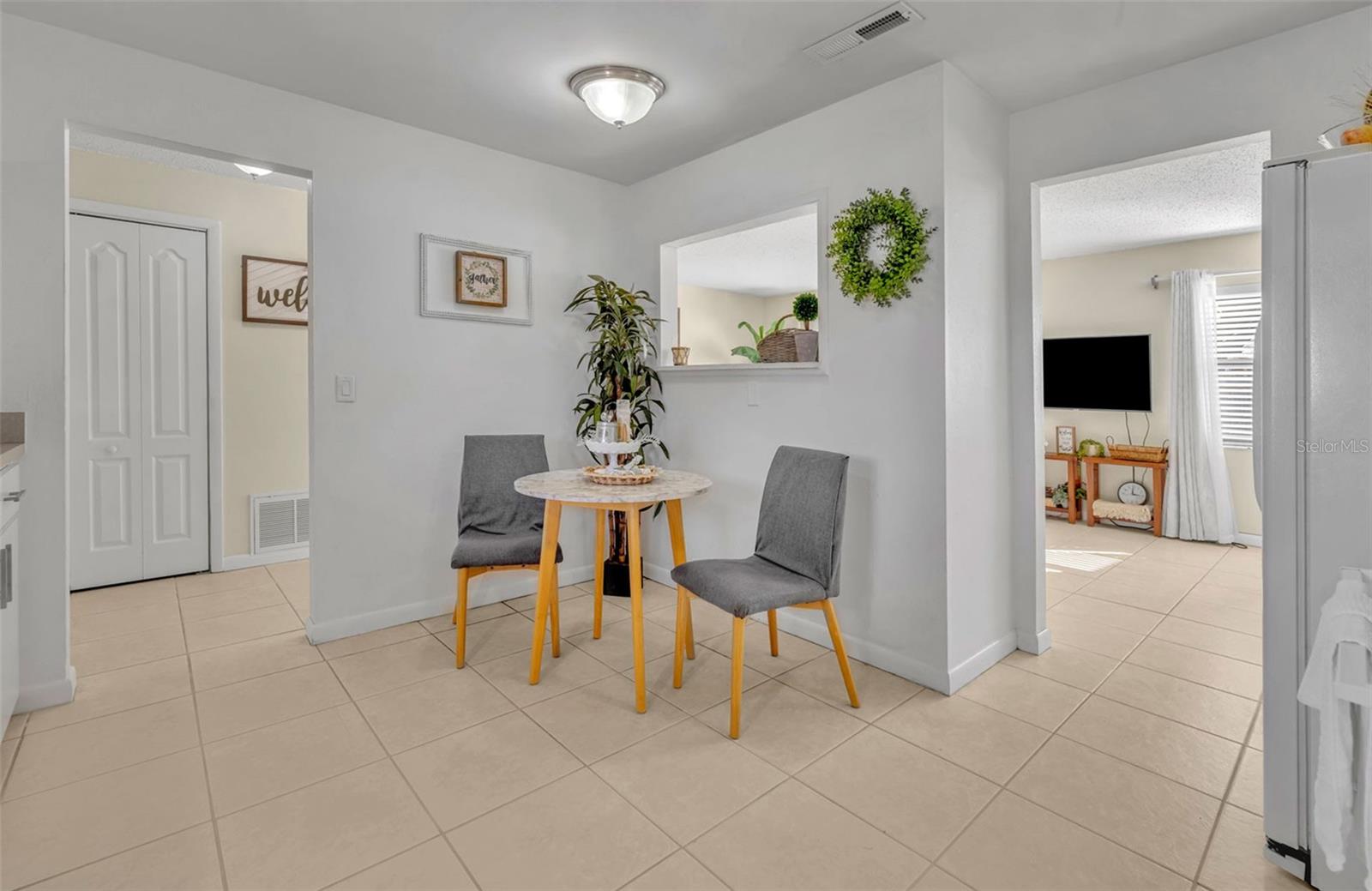 IMPERIAL ESTATES - Residential