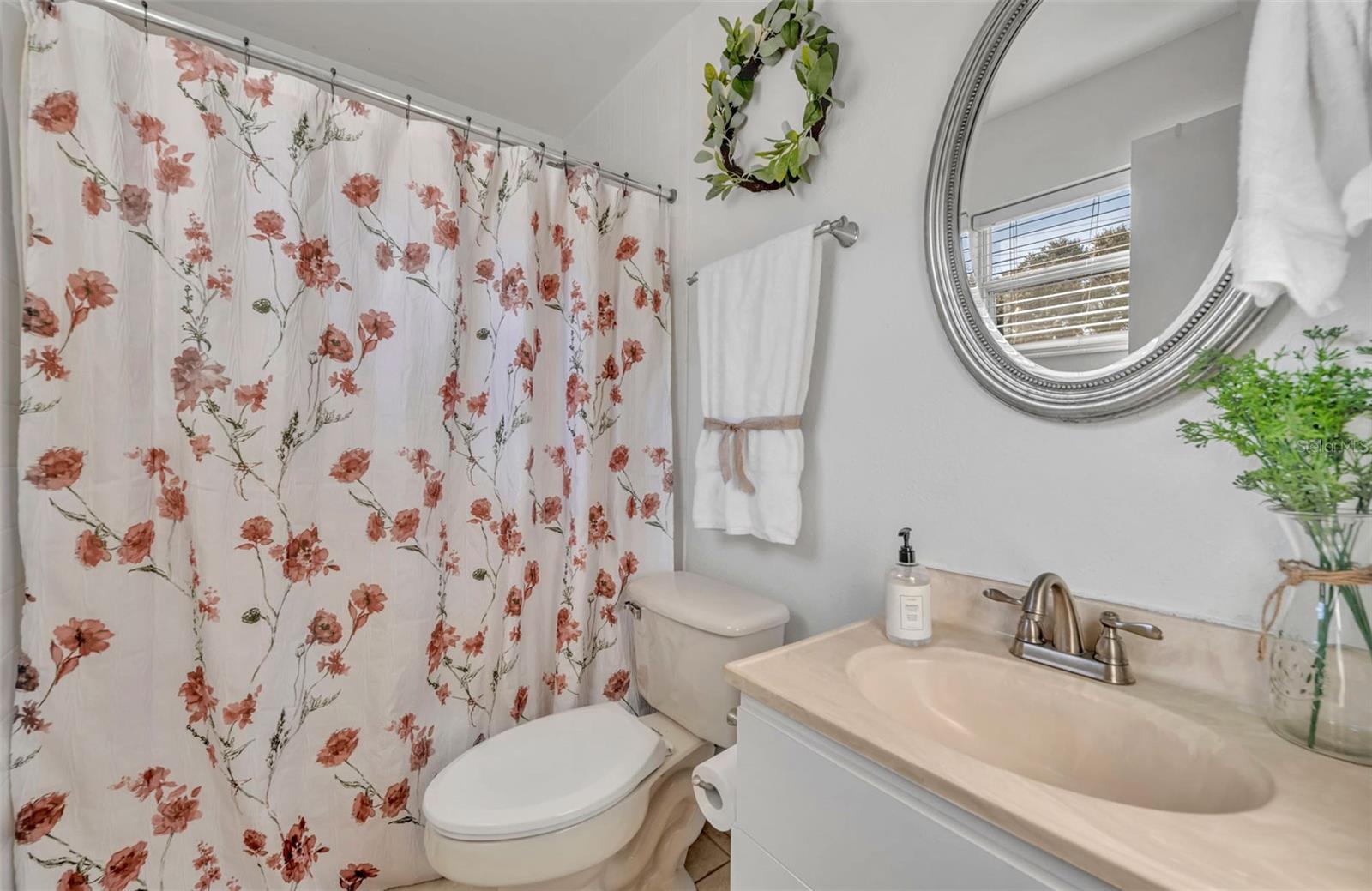 IMPERIAL ESTATES - Residential