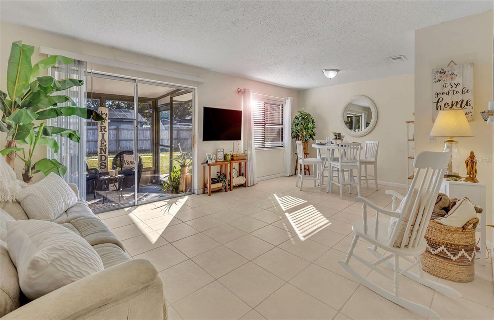 IMPERIAL ESTATES - Residential