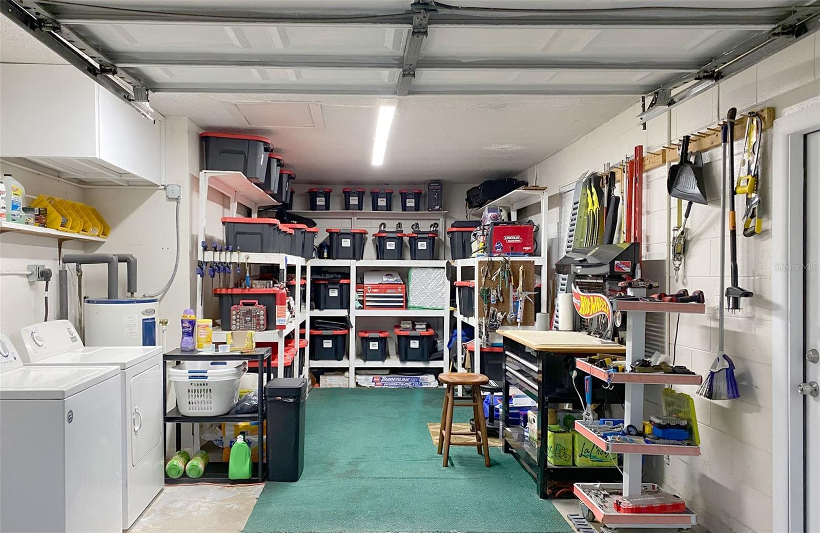 IMPERIAL ESTATES - Residential