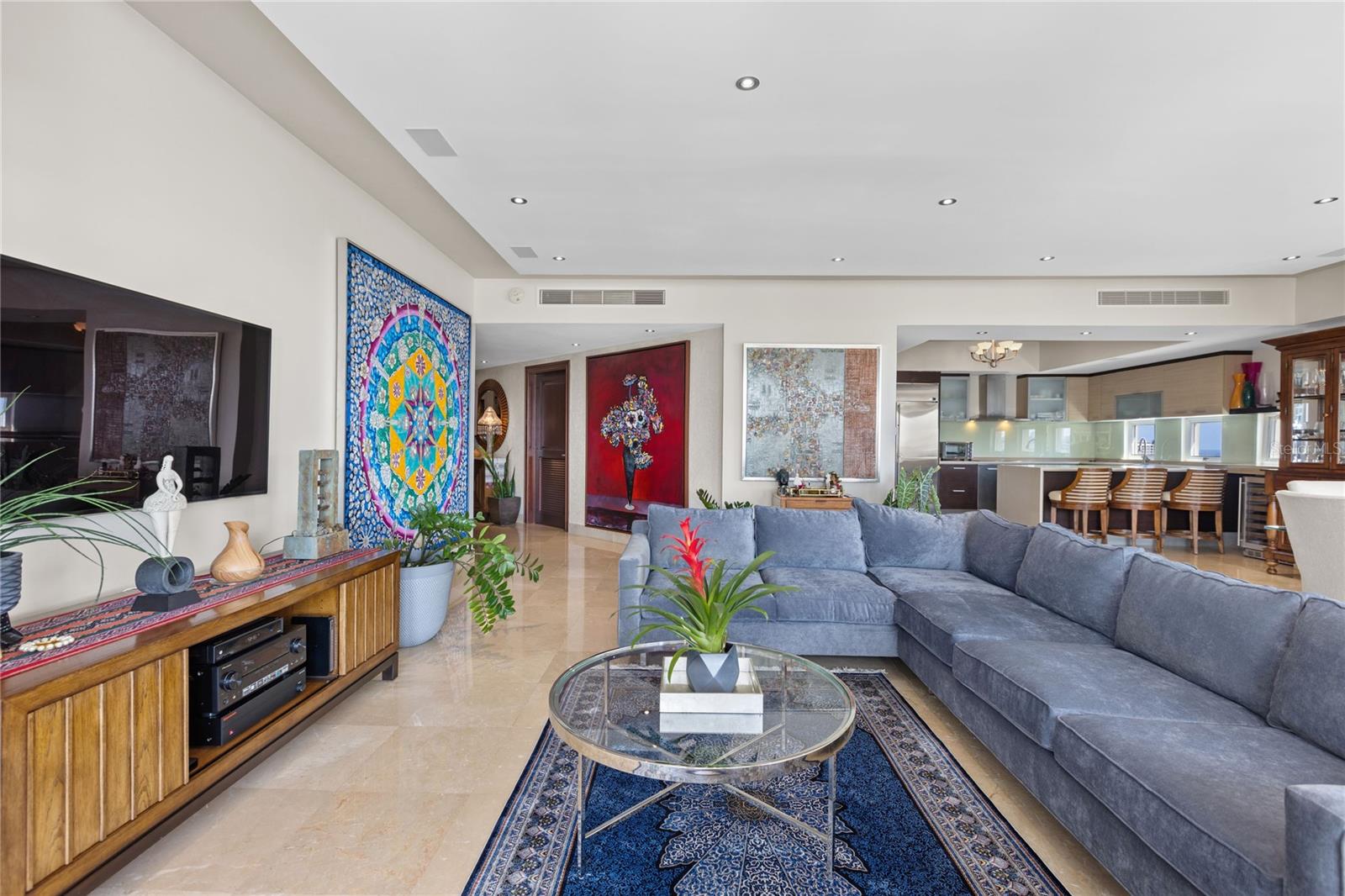 EXCELSIOR TOWER - Residential