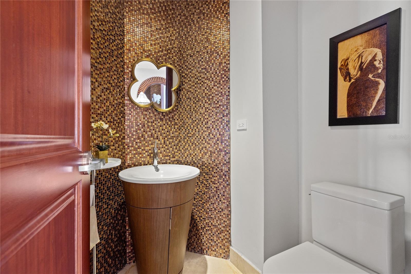 EXCELSIOR TOWER - Residential