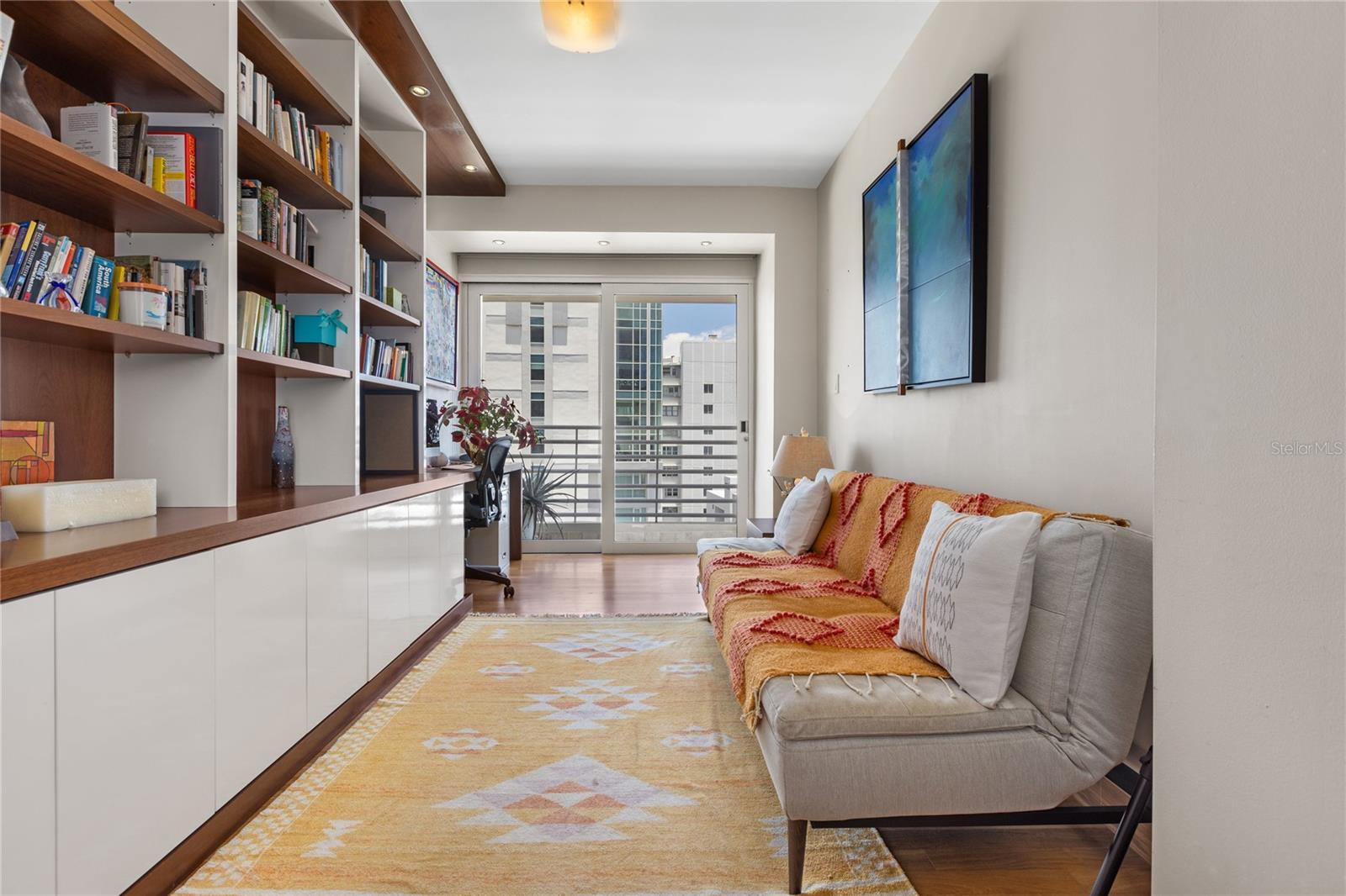 EXCELSIOR TOWER - Residential