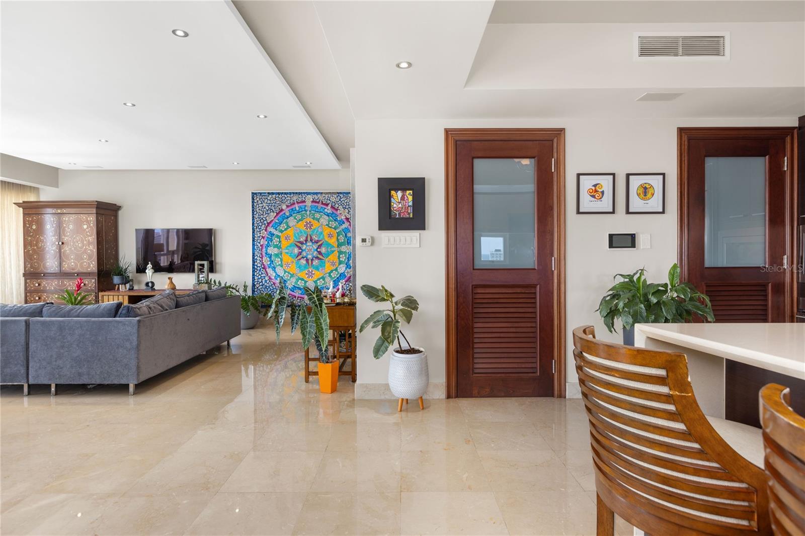 EXCELSIOR TOWER - Residential