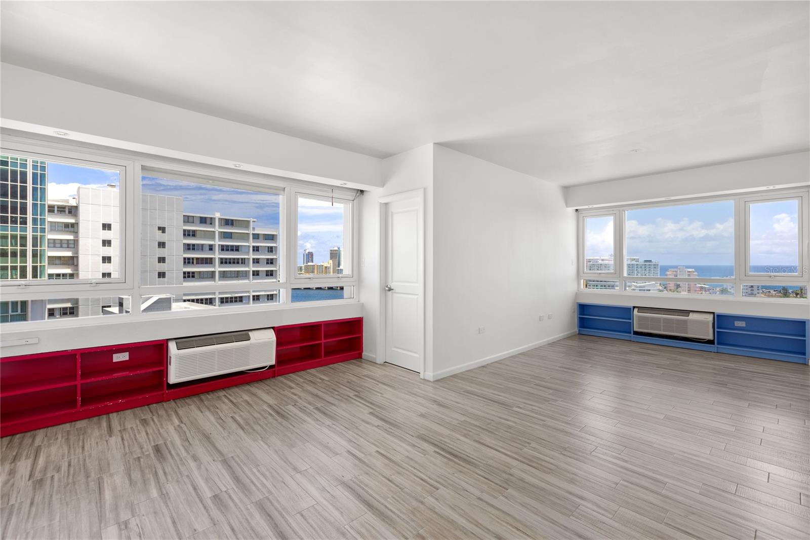 EXCELSIOR TOWER - Residential