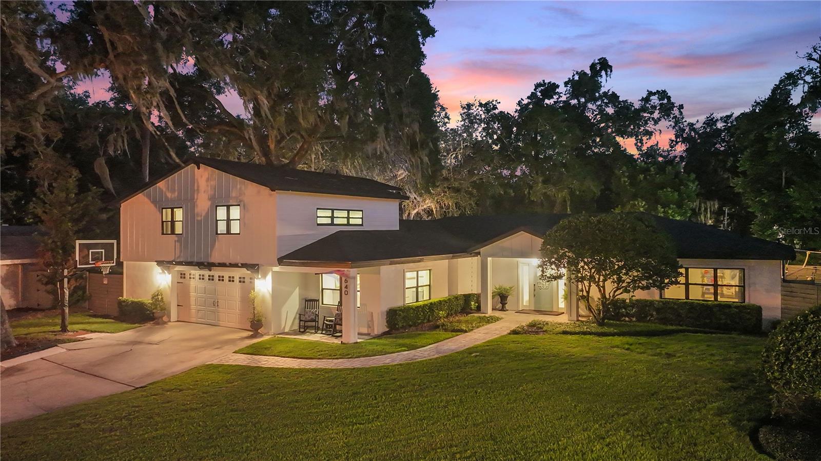 TIMBERLANE SHORES - Residential