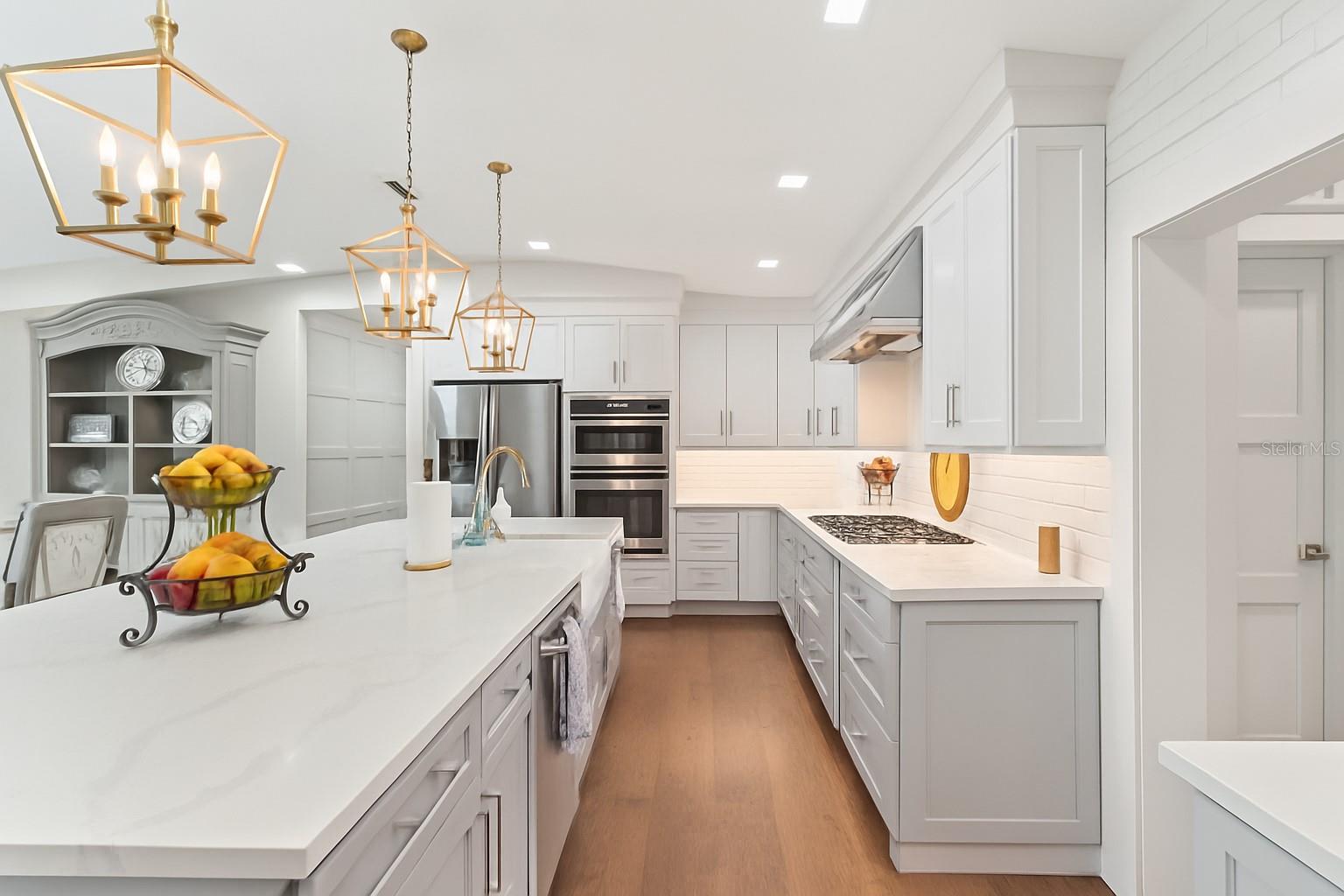 TIMBERLANE SHORES - Residential