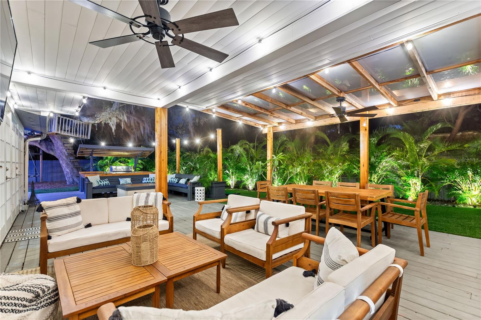 TIMBERLANE SHORES - Residential