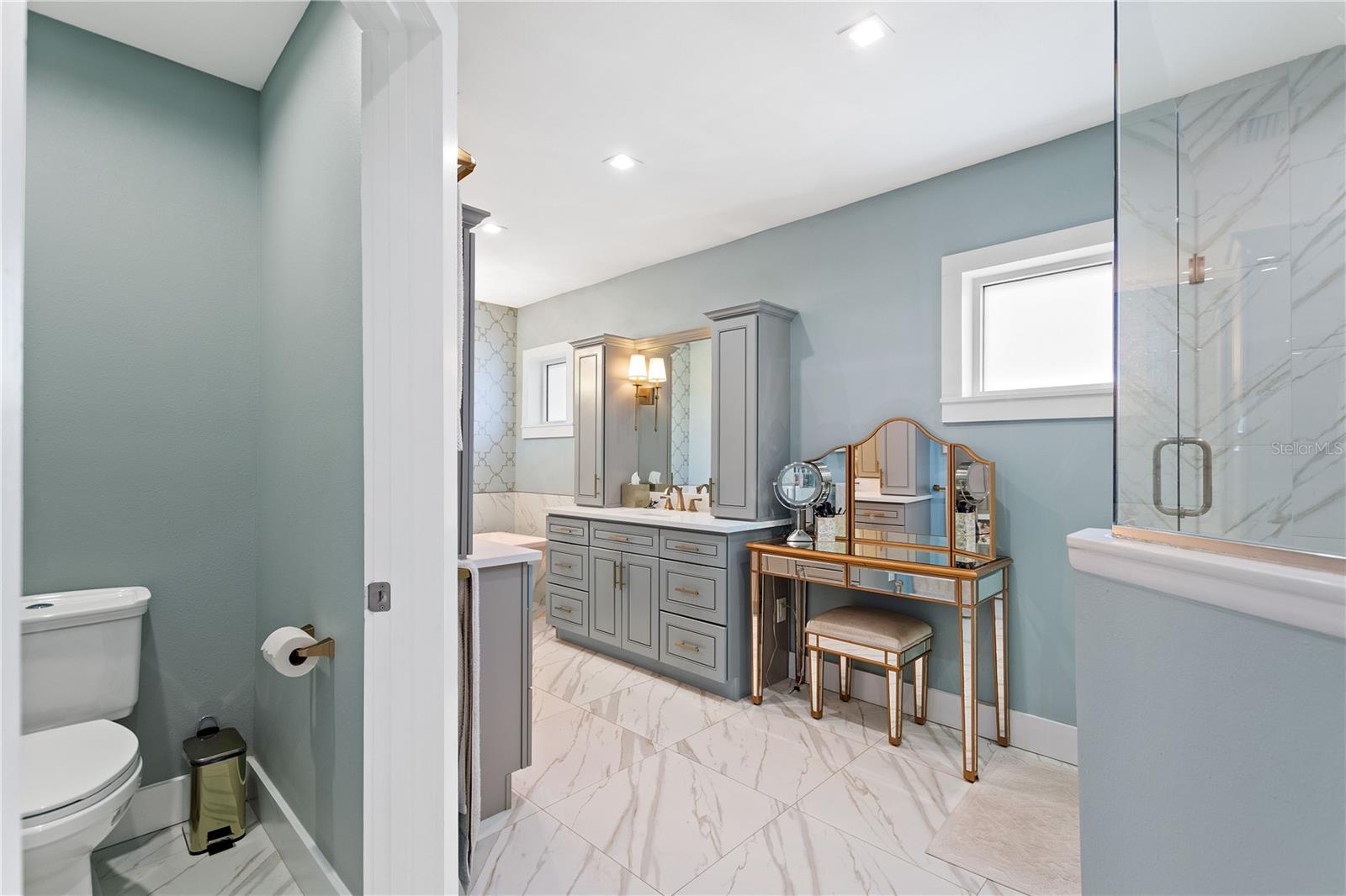 TIMBERLANE SHORES - Residential