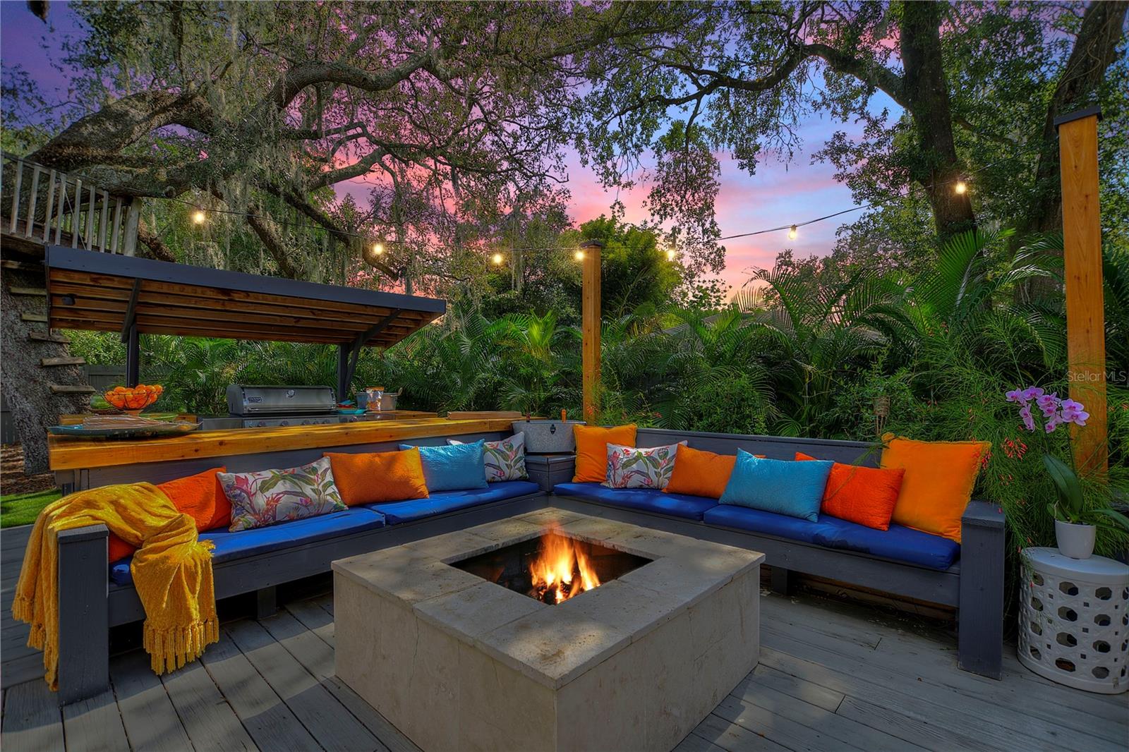 TIMBERLANE SHORES - Residential