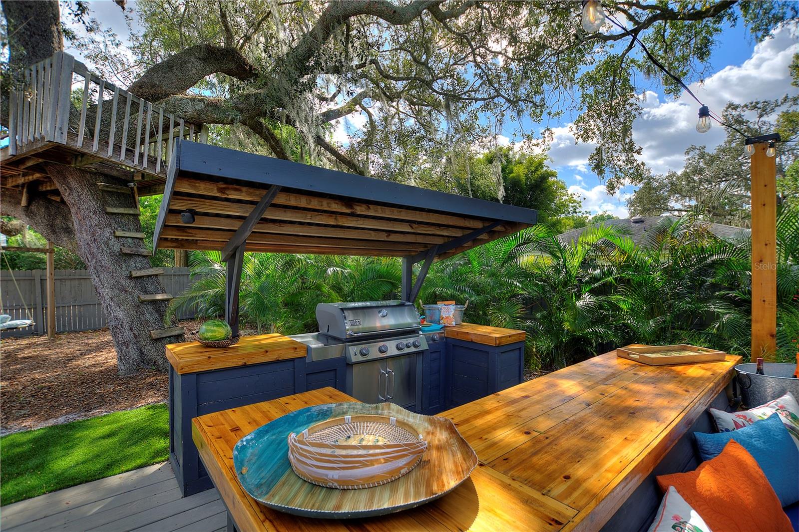 TIMBERLANE SHORES - Residential