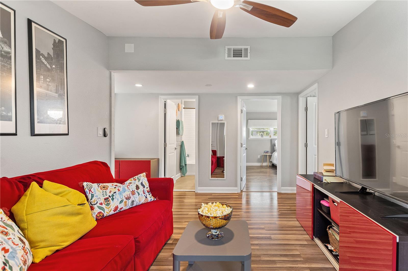 TIMBERLANE SHORES - Residential