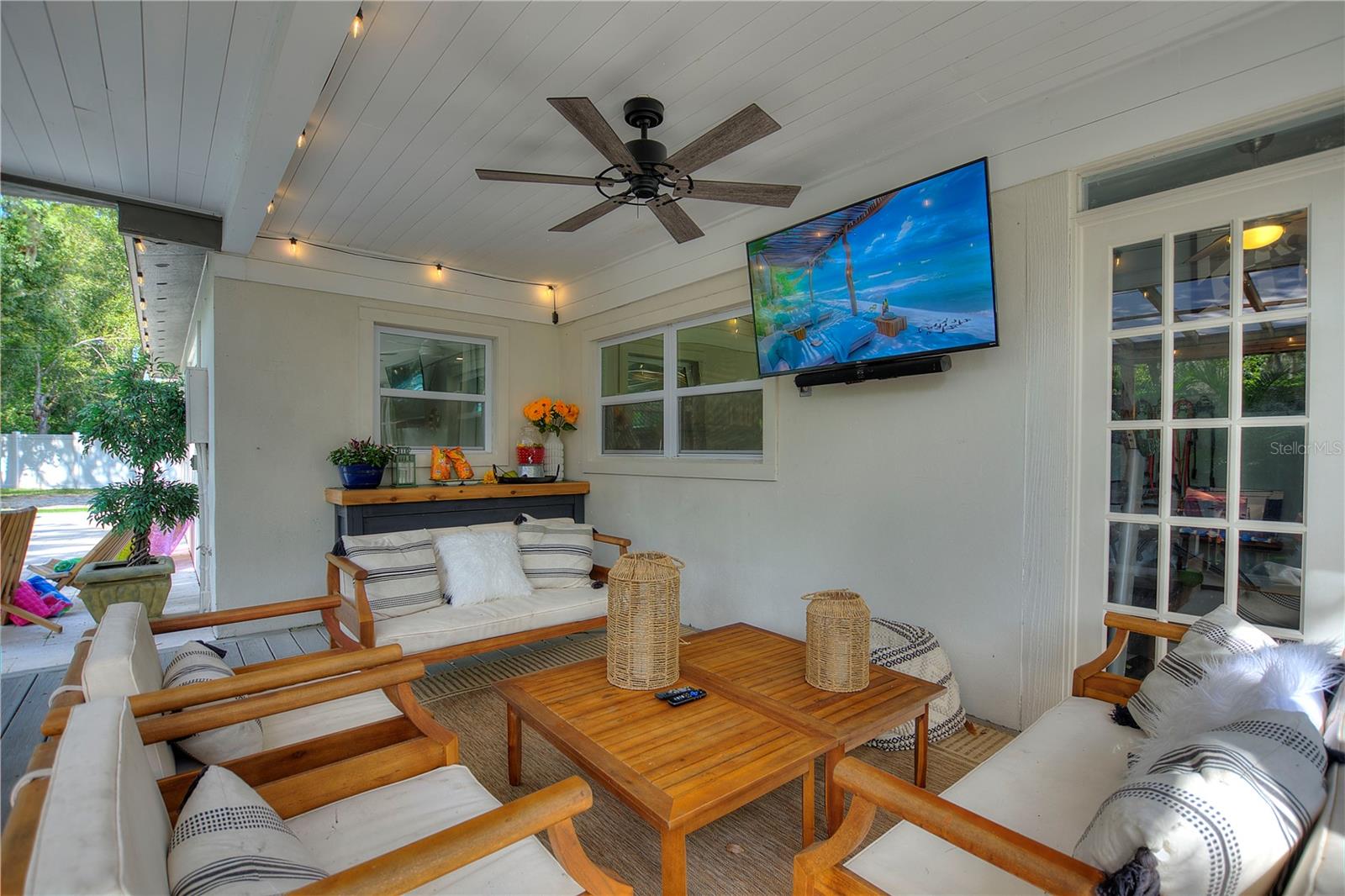 TIMBERLANE SHORES - Residential