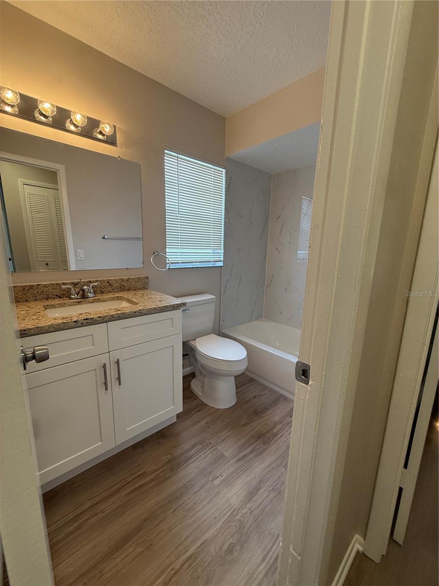 DELTONA LAKES UNIT 07 - Residential Lease