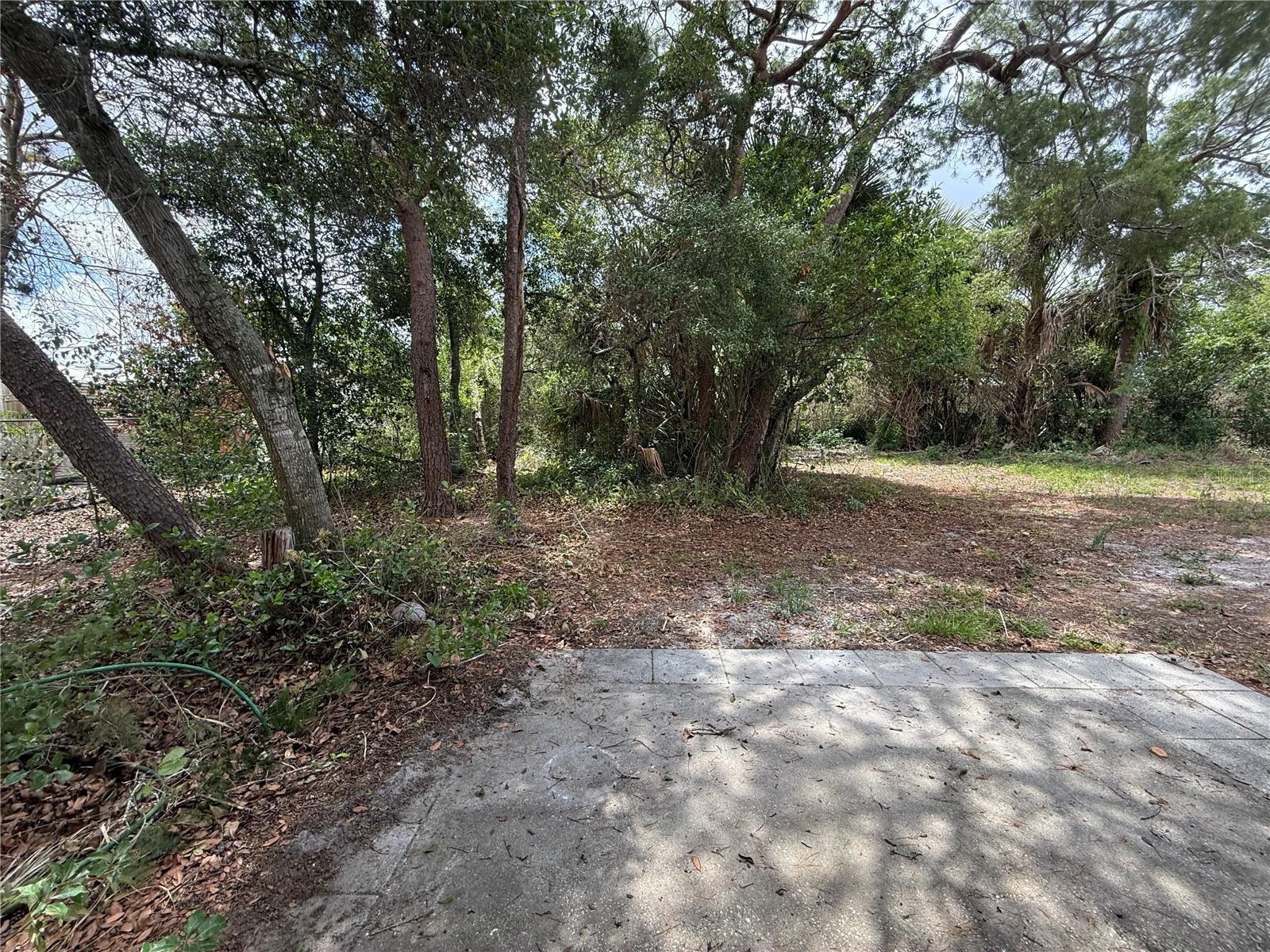 DELTONA LAKES UNIT 07 - Residential Lease