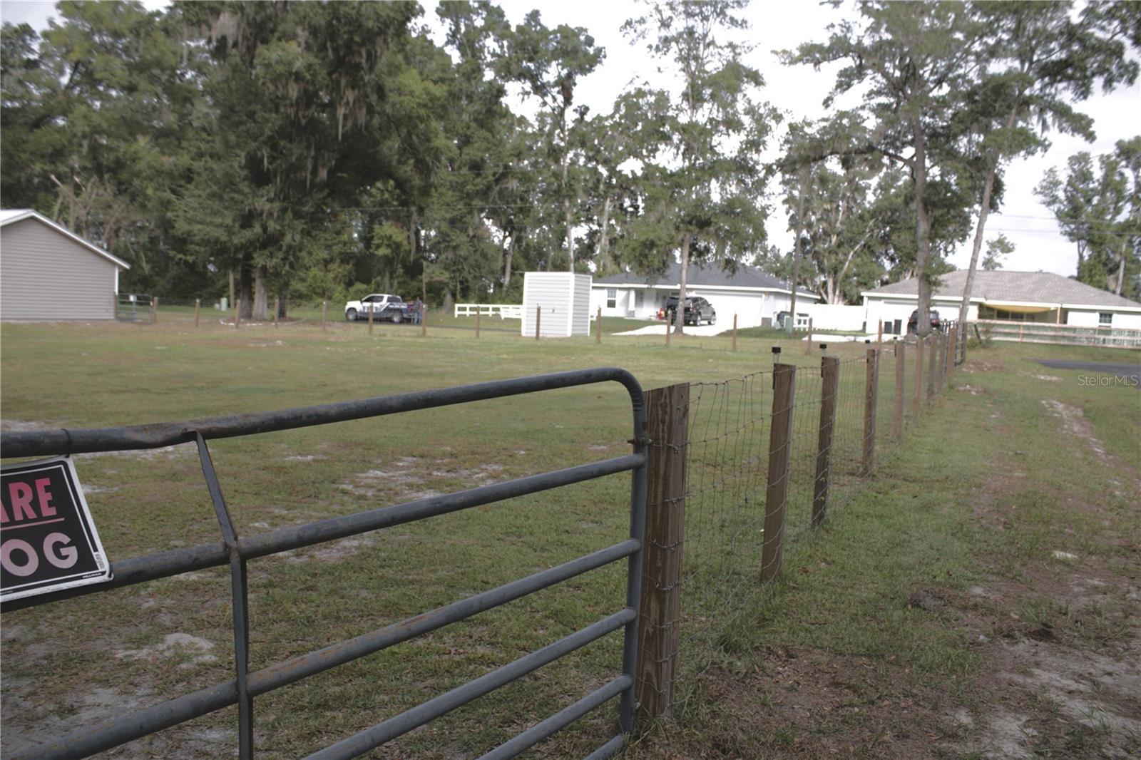 DUNNELLON OAKS - Residential