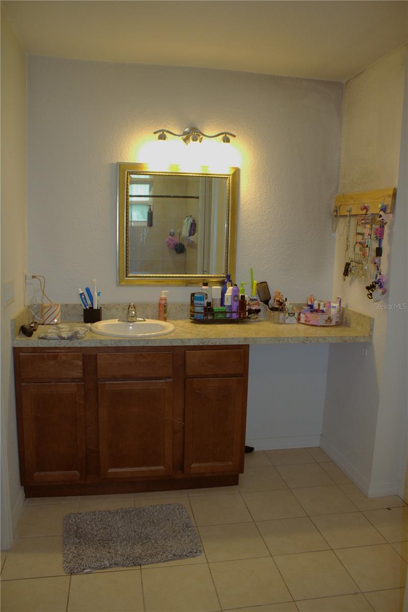 DUNNELLON OAKS - Residential