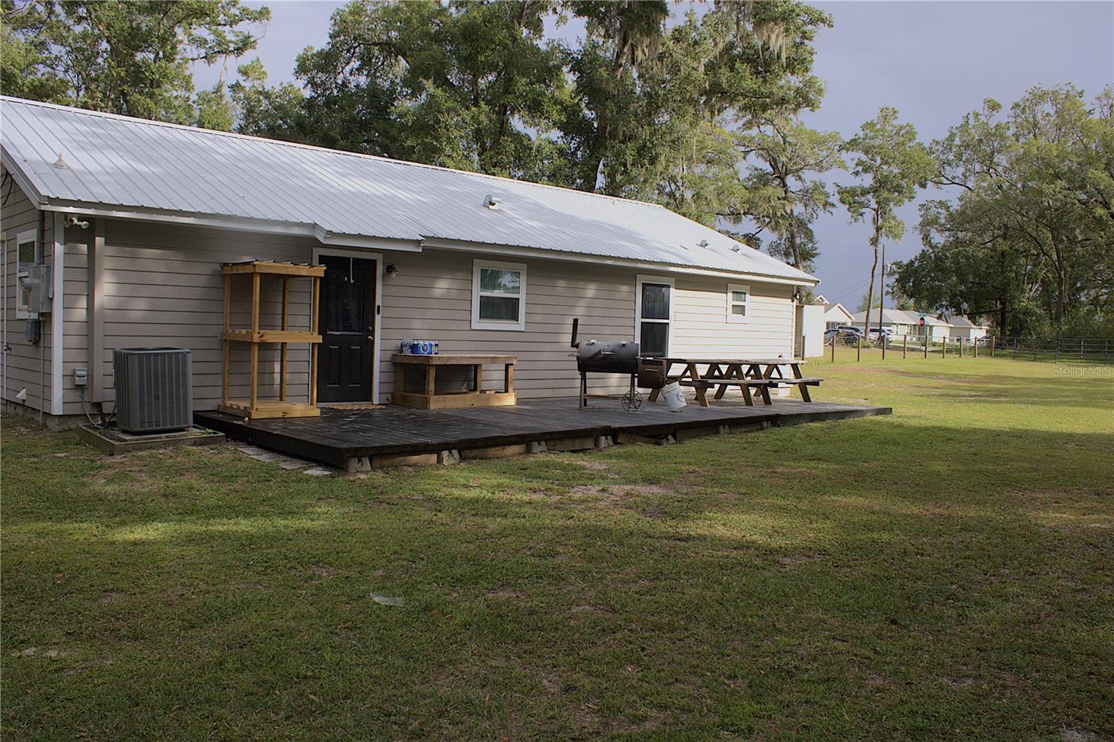 DUNNELLON OAKS - Residential
