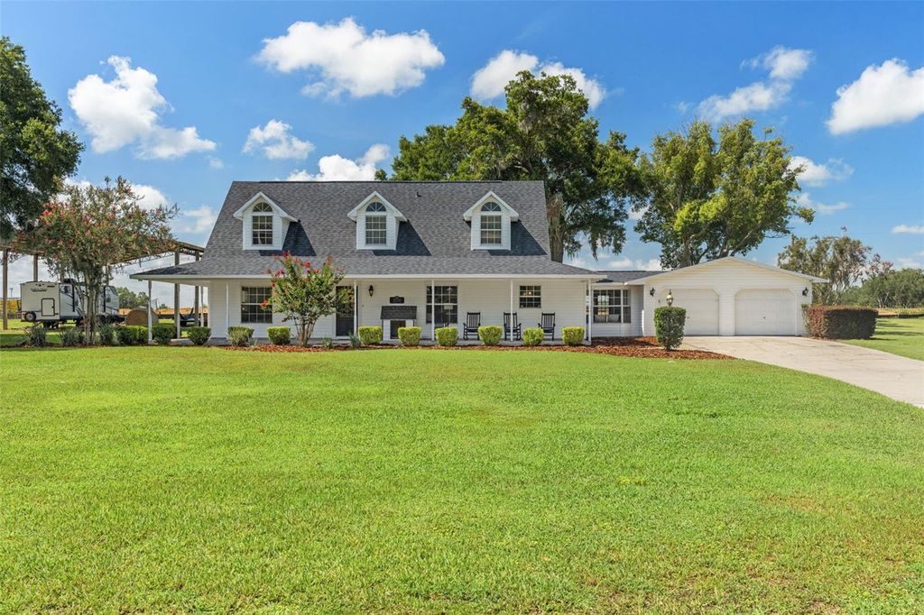Photo of 37714 Fairfield Lane, Dade City, FL 33525 (MLS # TB8525550)