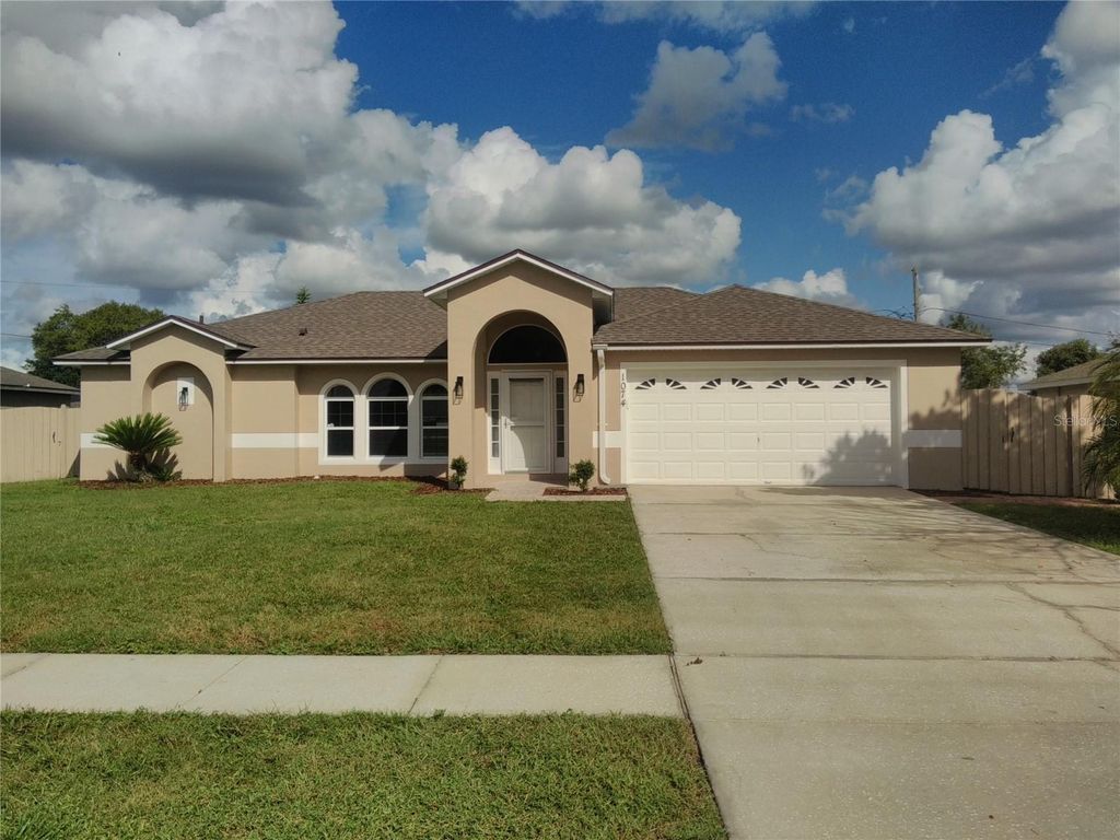 Photo of 1074 Wilmington Drive, Deltona, FL 32725 (MLS # V4945602)
