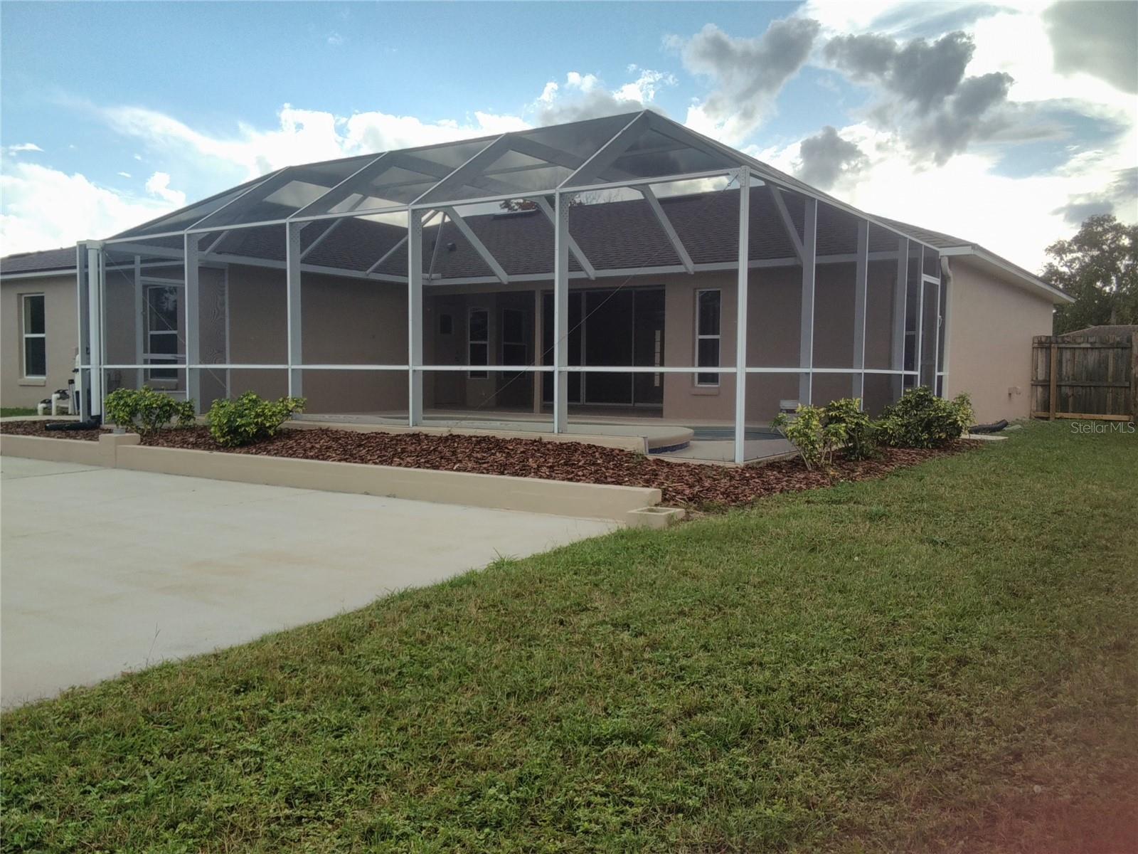 DELTONA LAKES UNIT 05 - Residential