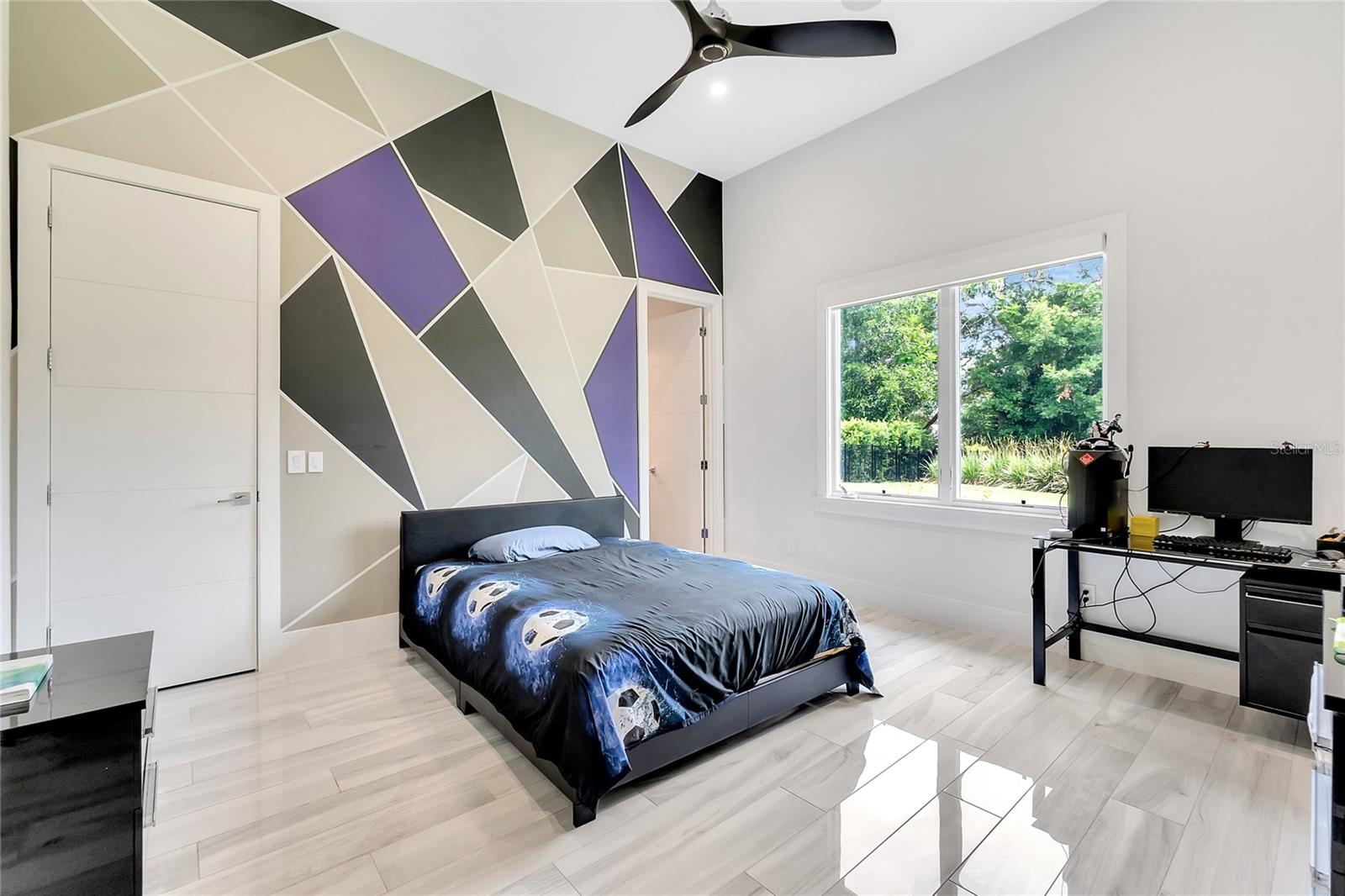 SAWYER SOUND - Residential