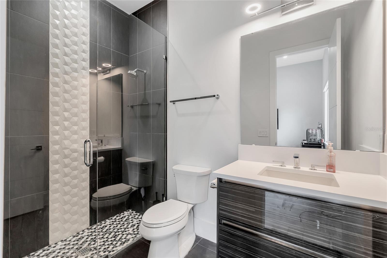 SAWYER SOUND - Residential