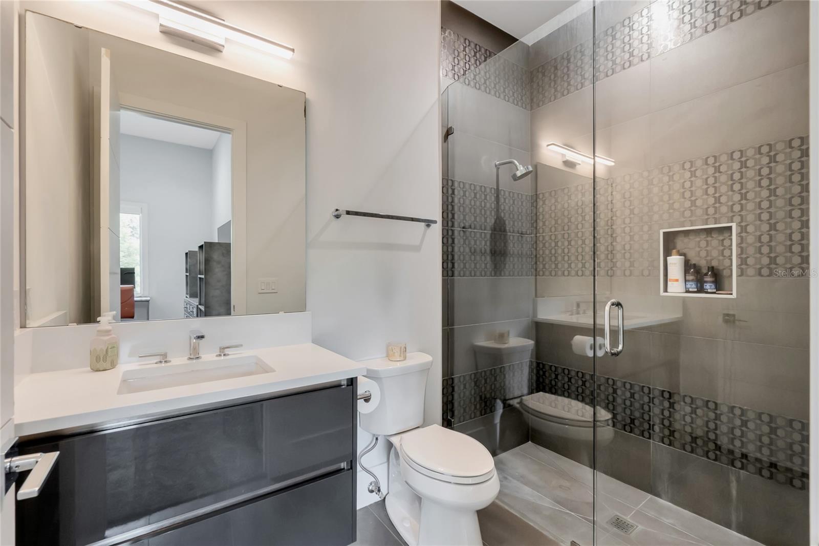 SAWYER SOUND - Residential