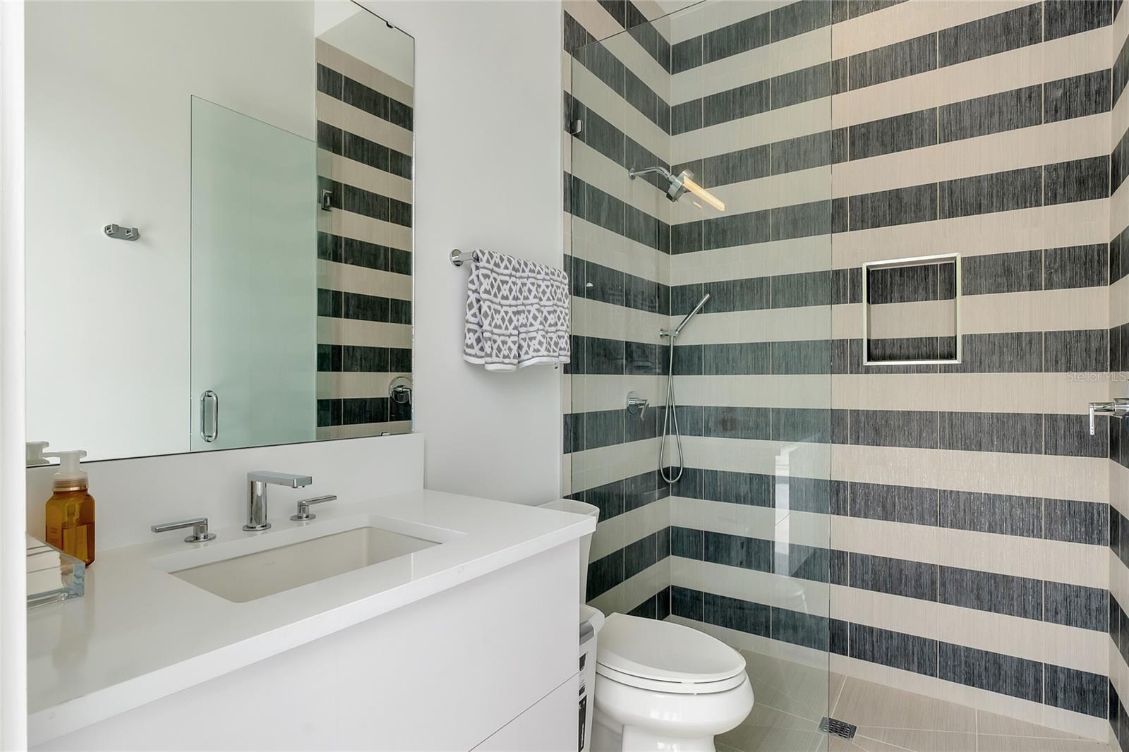 SAWYER SOUND - Residential