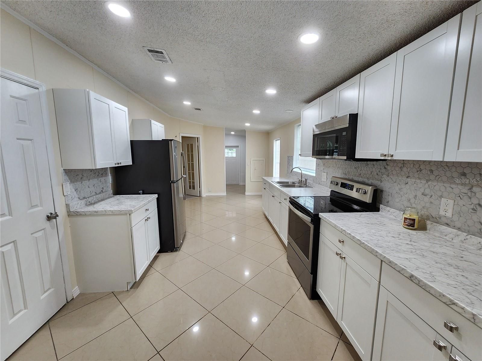 SIDNEY HIGHLANDS - Residential