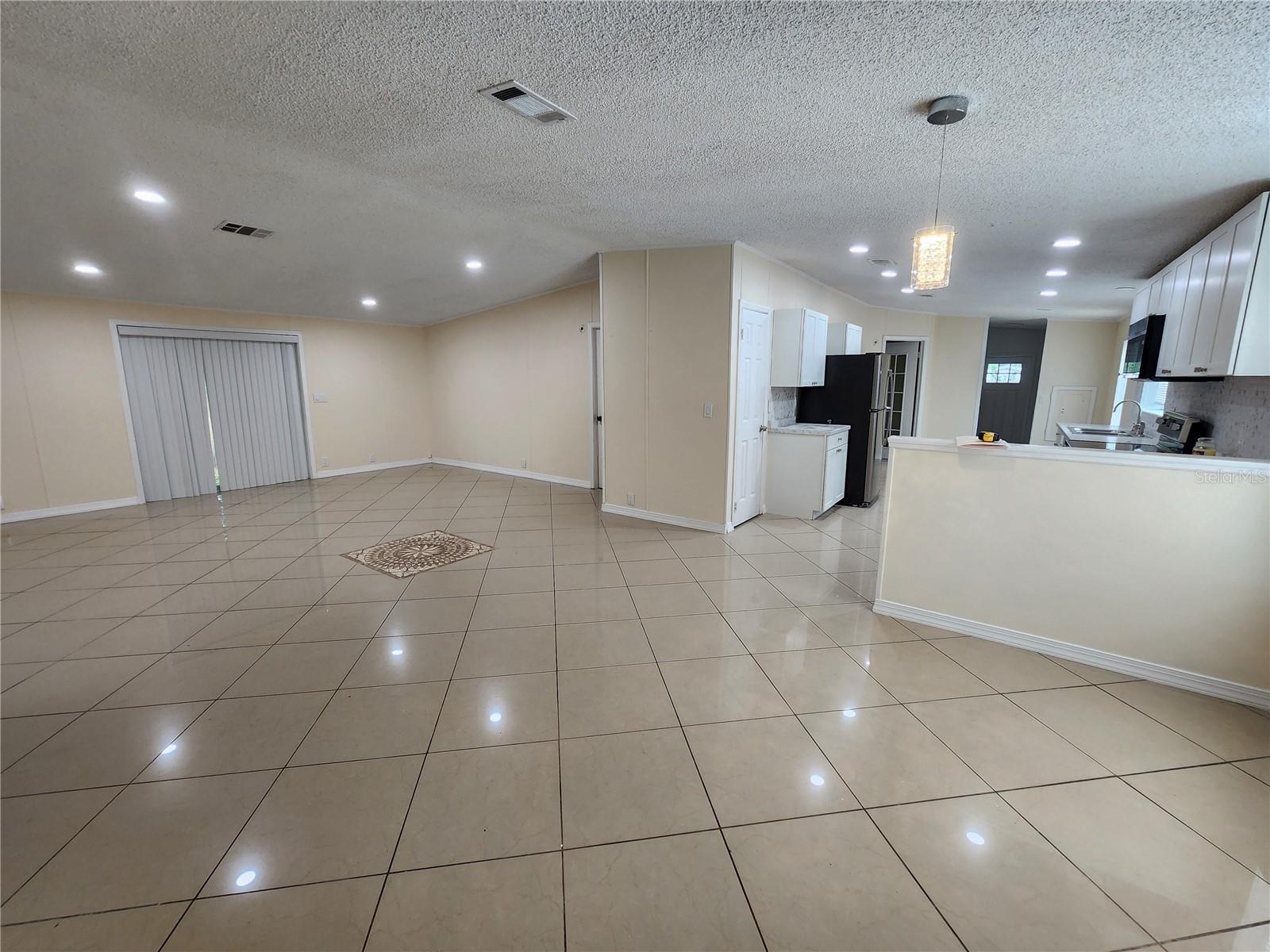 SIDNEY HIGHLANDS - Residential