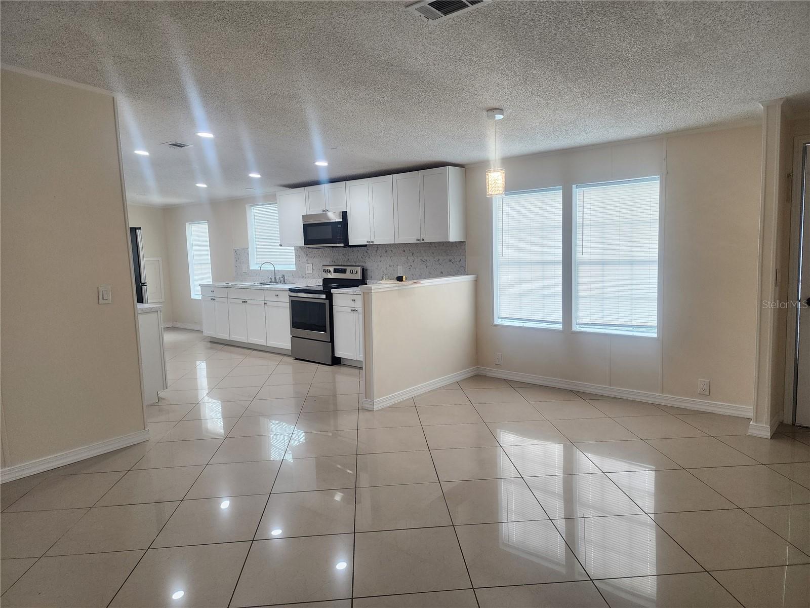 SIDNEY HIGHLANDS - Residential