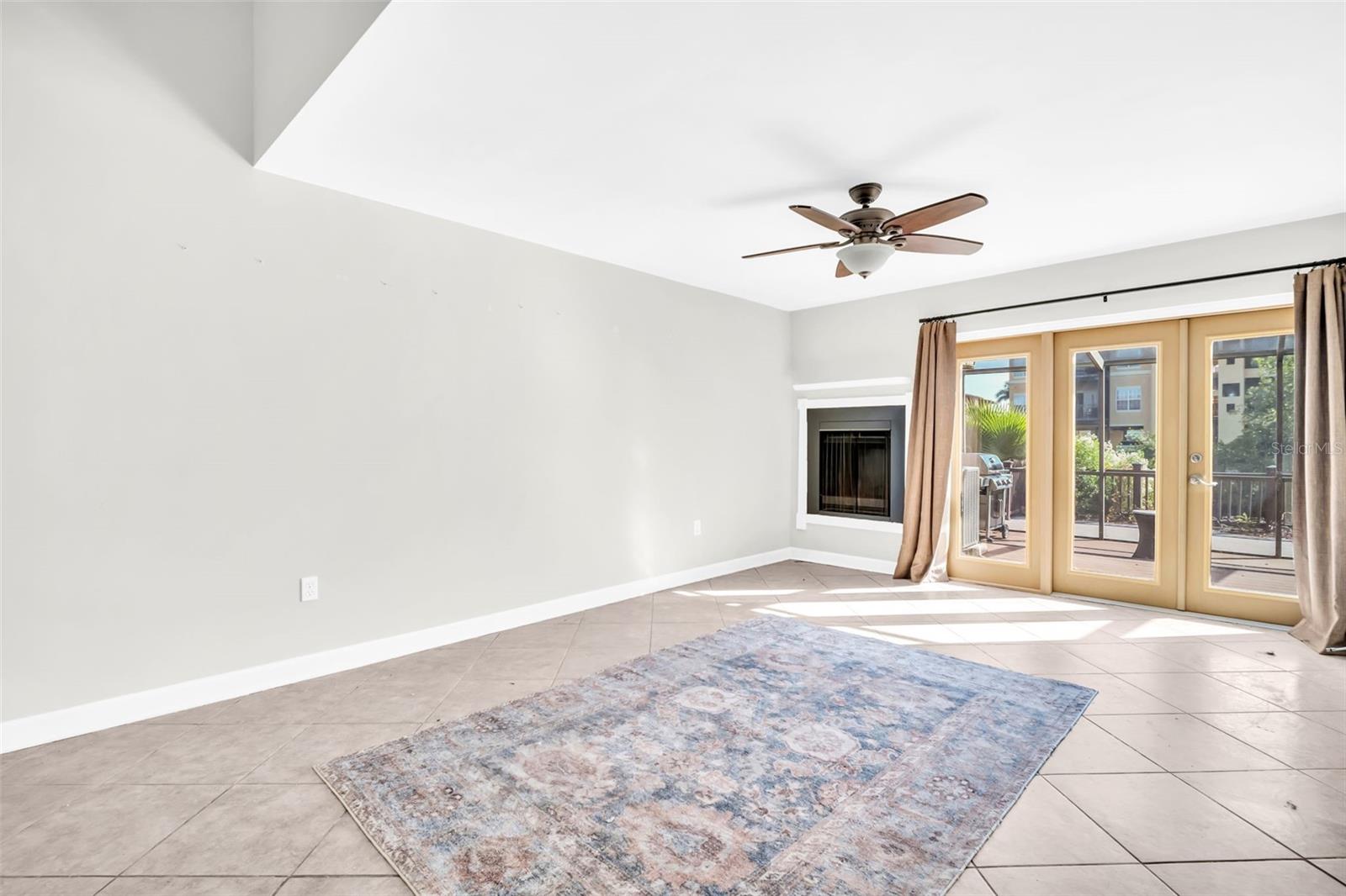 SPINNAKER COVE PH I SEC C BLD - Residential