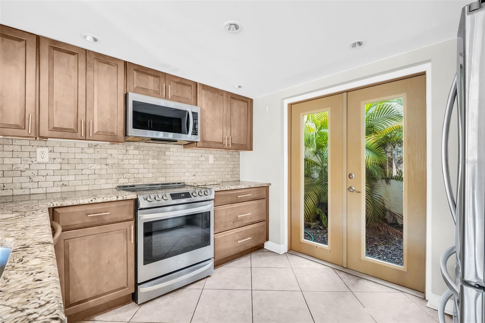 SPINNAKER COVE PH I SEC C BLD - Residential