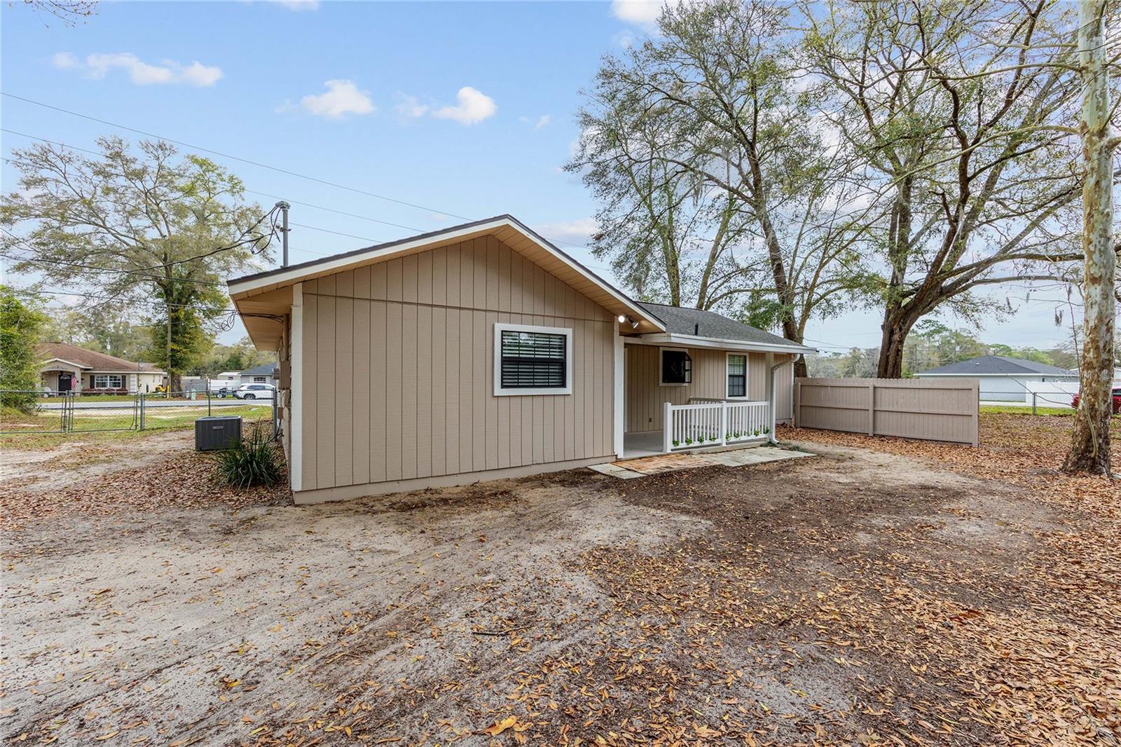 OCALA PARK ESTATE - Residential