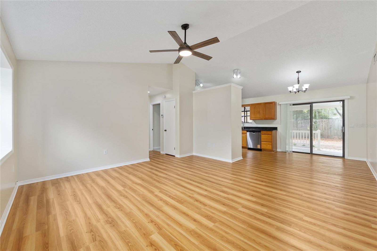 OCALA PARK ESTATE - Residential