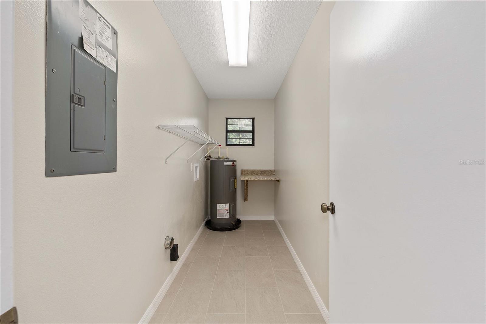 OCALA PARK ESTATE - Residential