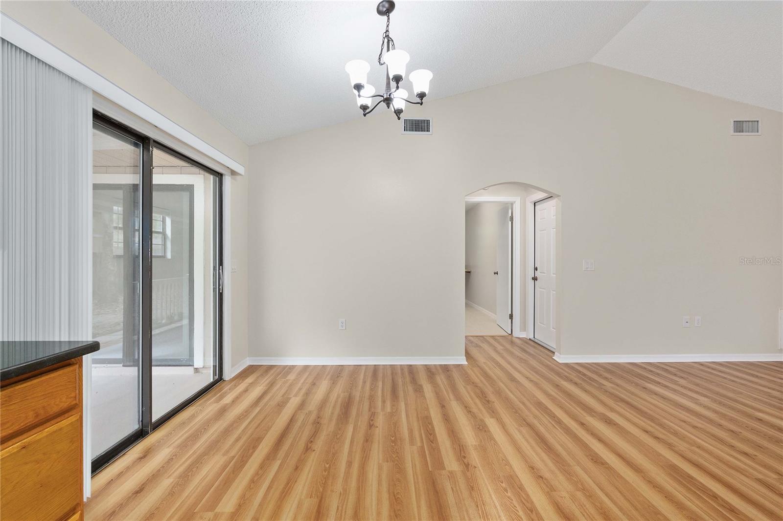 OCALA PARK ESTATE - Residential