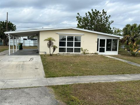 A home in PORT CHARLOTTE