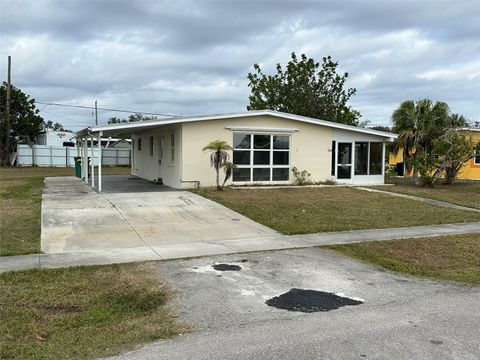 A home in PORT CHARLOTTE