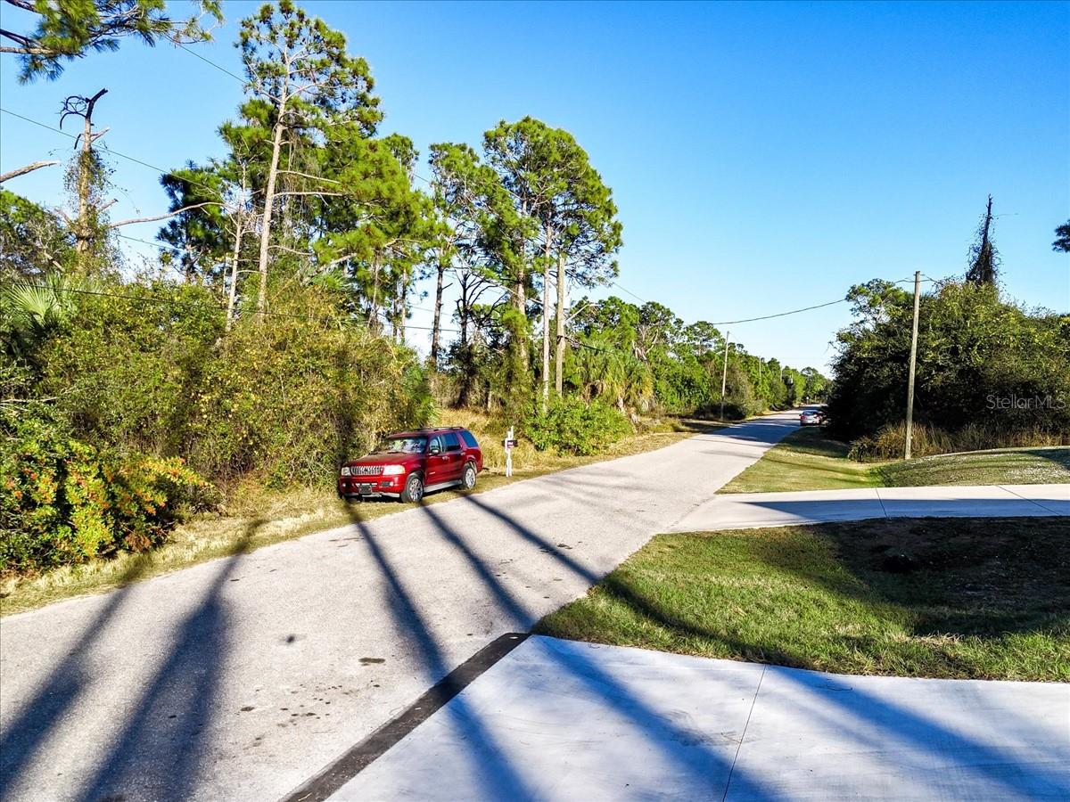 PORT CHARLOTTE SUB 27 - Land