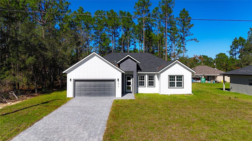 Photo of 1915 W Linden Drive, Dunnellon, FL 34434 (MLS # O6367625)