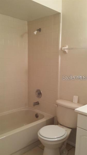 RICH MOOR VILLAS AT GOLDENROD - Residential Lease