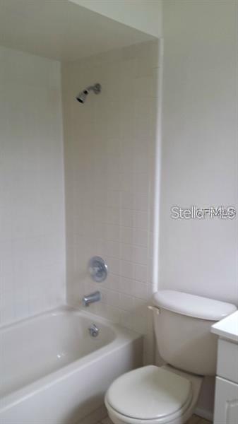 RICH MOOR VILLAS AT GOLDENROD - Residential Lease